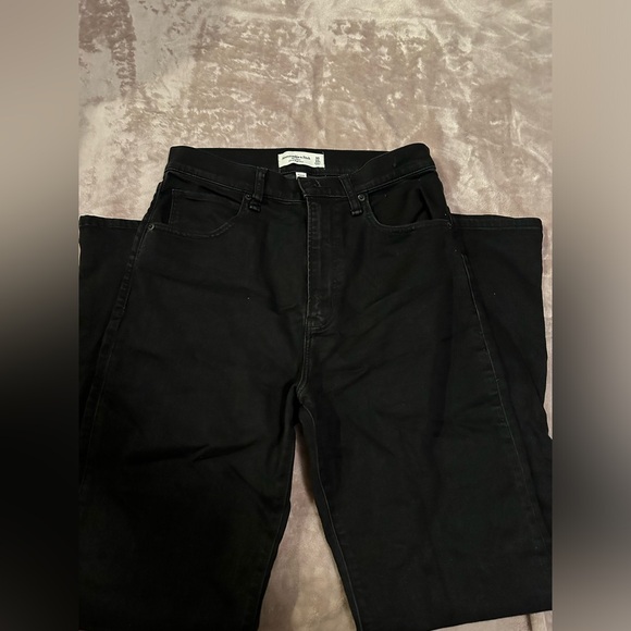 NWOT Abercrombie Black Jeans - Picture 1 of 1